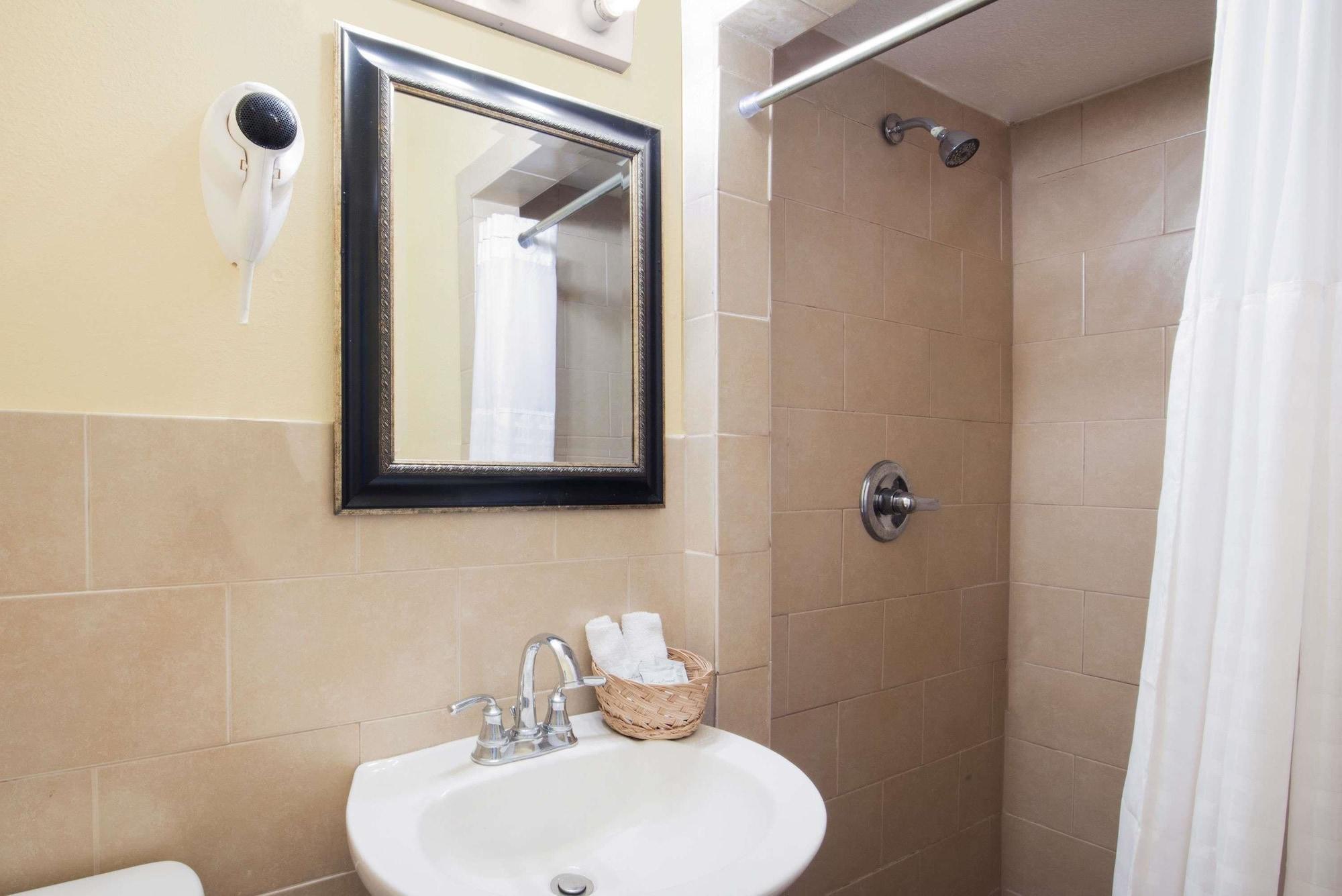 Executive Inn & Kitchenette Suites-Eagle Pass Esterno foto