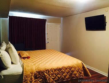 Executive Inn & Kitchenette Suites-Eagle Pass Esterno foto