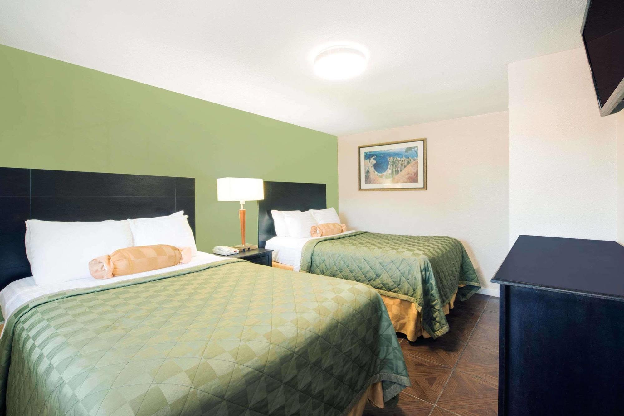 Executive Inn & Kitchenette Suites-Eagle Pass Esterno foto