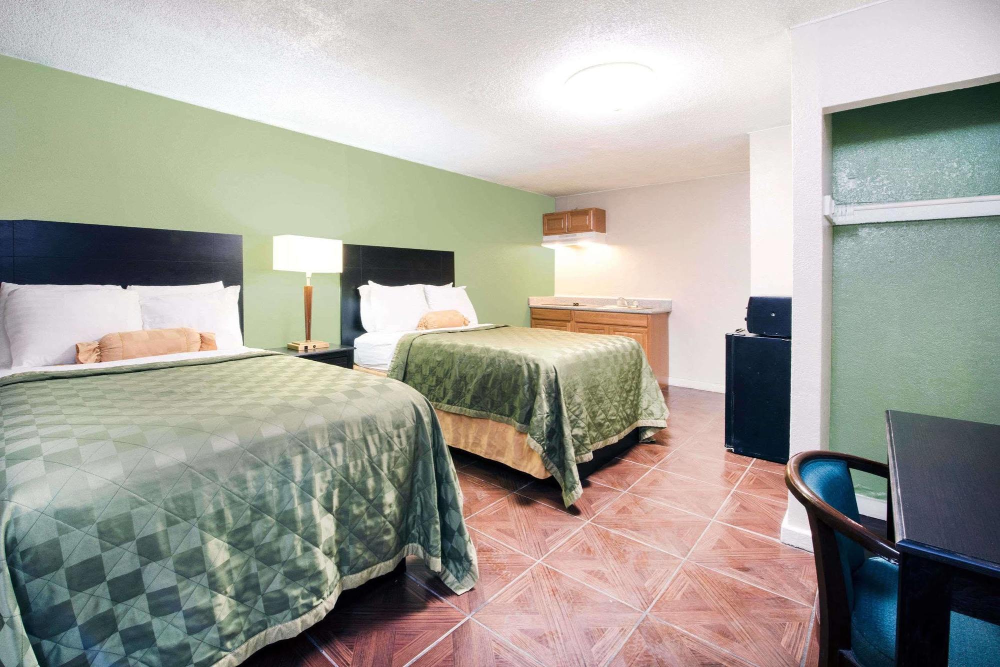 Executive Inn & Kitchenette Suites-Eagle Pass Esterno foto